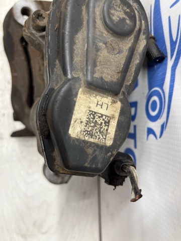 NISSAN 440014EA0A Суппорт задний правый в наличии Черкассы