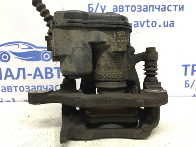 440014EA0A NISSAN Суппорт задний правый купить в Чернигов
