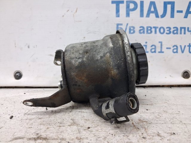 4430522040 TOYOTA Крышка бачка насоса ГУР купить в Чернигов