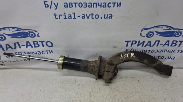 Амортизаторы передние 4431009003 SSANG YONG