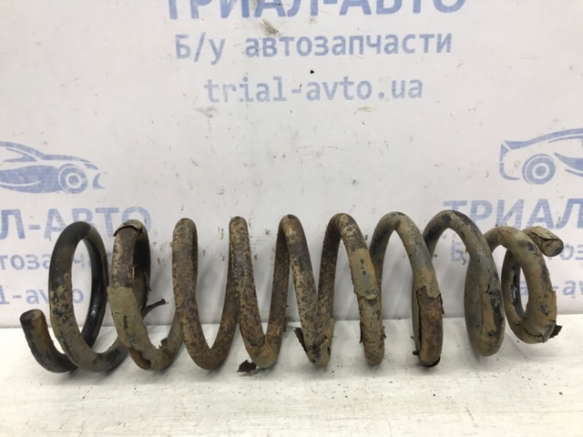 Пружина передняя, левая 4432409350 SSANG YONG