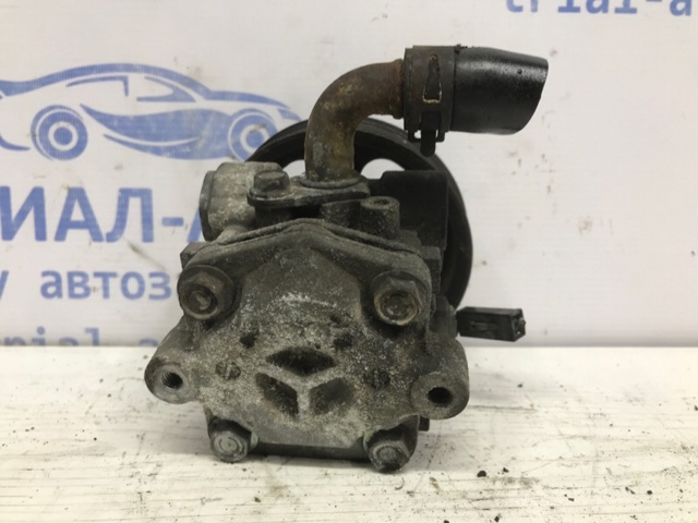 MITSUBISHI 4450A167 Насос гидроусилителя руля (ГУР) в наличии Ровно