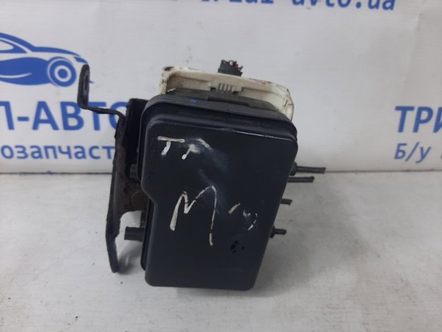 Блок управления ABS 4451060070 TOYOTA