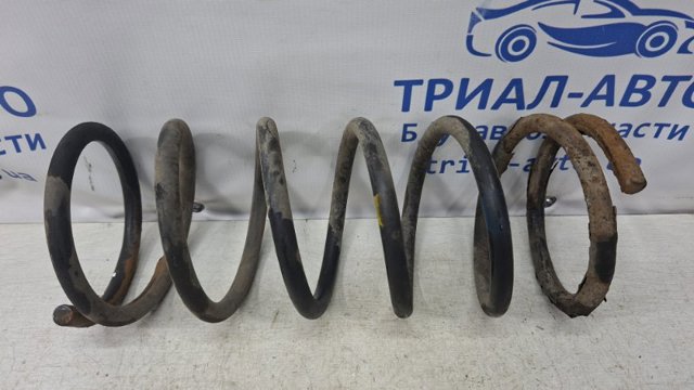 Пружина подвески задняя 4511031011 SSANG YONG