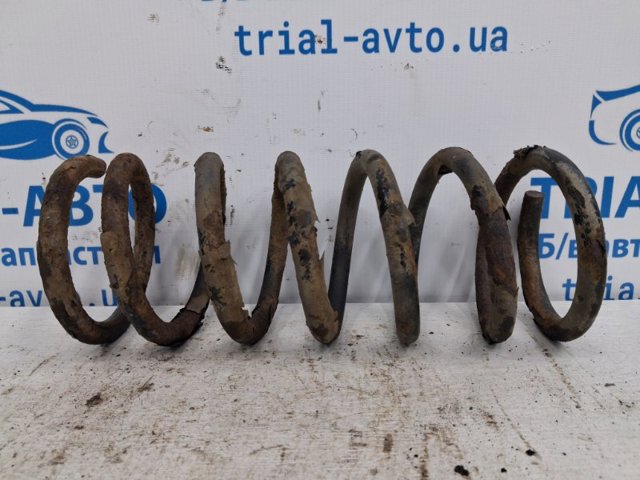Пружина подвески 4511034003 SSANG YONG