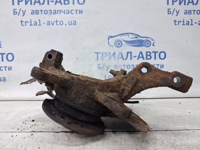 Кулак поворотный передний левый 4515179J51 SUZUKI