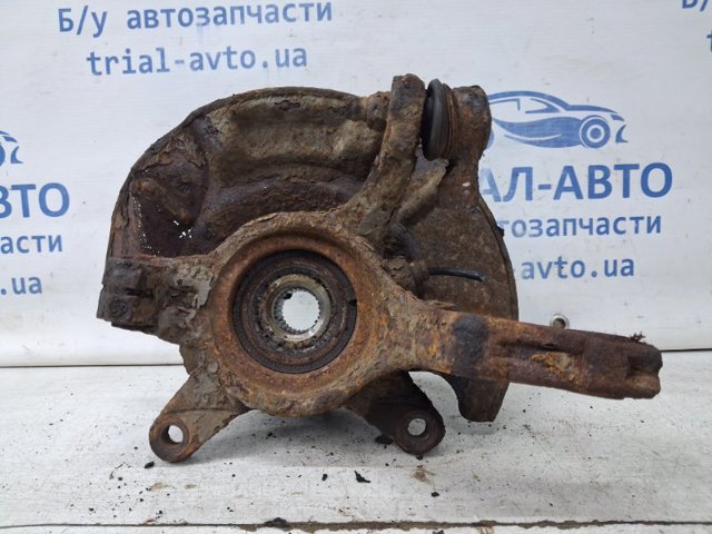 SUZUKI 4515179J51 Цапфа передняя левая в наличии Николаев