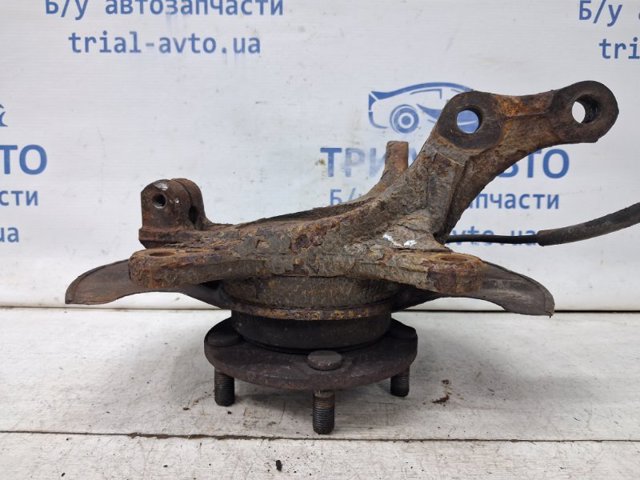 4515180J52 SUZUKI Цапфа (поворотный кулак) передний левый купить в Черновцы