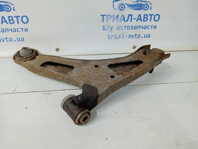 4520178K00 Нижний рычаг купить Чернигов
