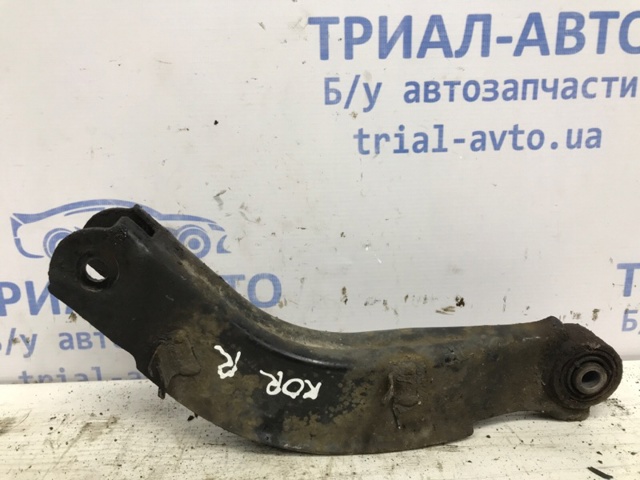 Рычаг подвески задний левый 4541034000 SSANG YONG