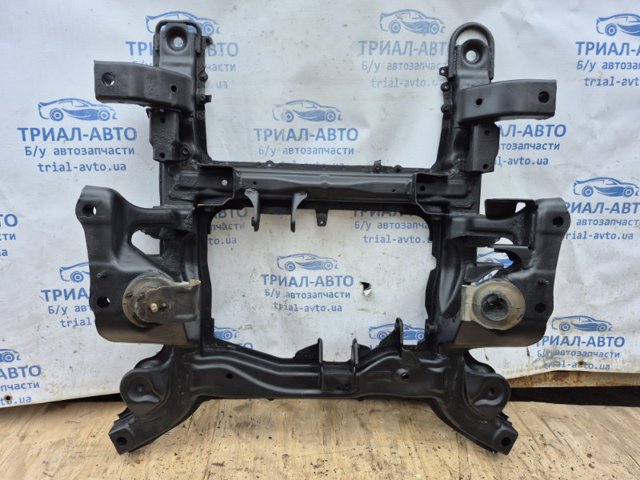 Поперечина передней подвески 4580065J00 SUZUKI