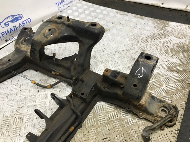 SUZUKI 4580065J00 Подрамник передний в наличии Днепр