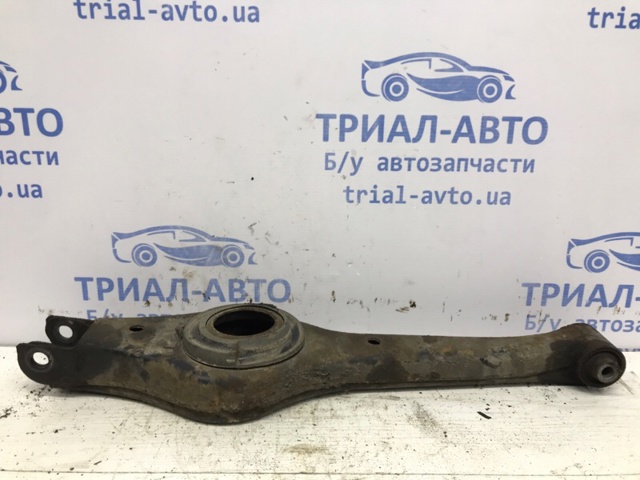 4581034000 SSANG YONG Нижний рычаг задней подвески купить в Ирпень