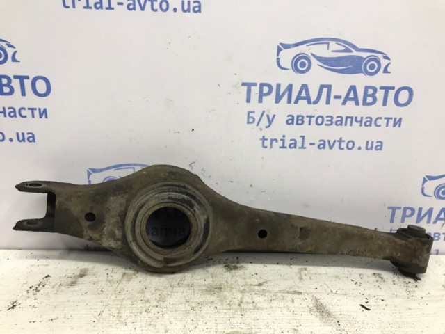 SSANG YONG 4581034000 Рычаг задней подвески нижний левый/правый в наличии Украина