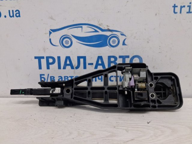 Ручка двери передней наружная правая 4589884AL CHRYSLER