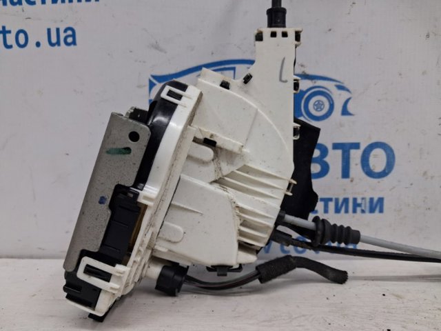 4589915AE CHRYSLER Замок двери задней левой купить в Ровно