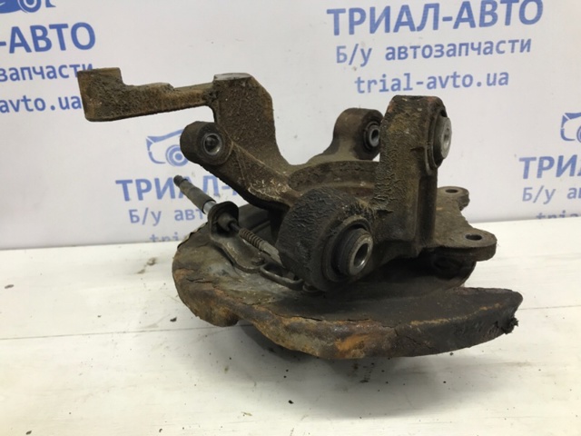 SSANG YONG 4594034000 Цапфа (поворотный кулак) задний правый в наличии Ирпень