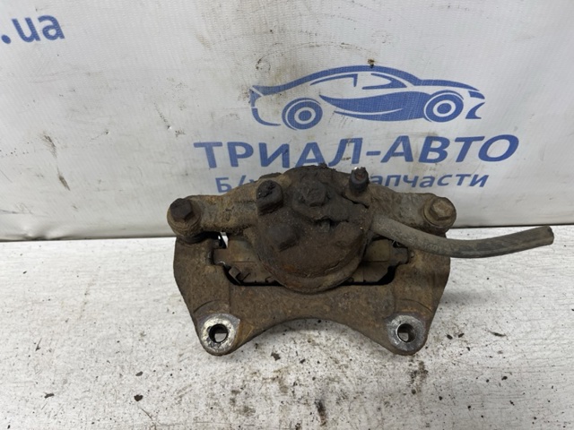 4605A258 Суппорт тормозной передний правый купить Сумы