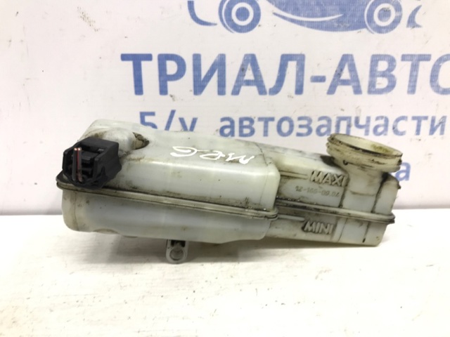 460910010R Бачок главного тормозного цилиндра (тормозной жидкости) купить Днепр