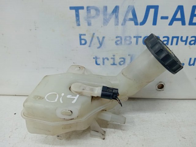 4627A027 MITSUBISHI Бачок главного тормозного цилиндра (тормозной жидкости) купить в Хмельницкий