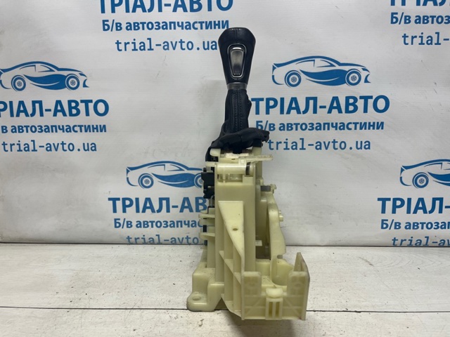 Рычаг переключения передач 467002W120 HYUNDAI