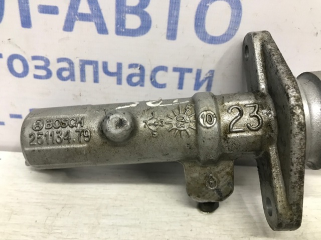 TOYOTA 4720105090 Цилиндр тормозной главный в наличии Ужгород