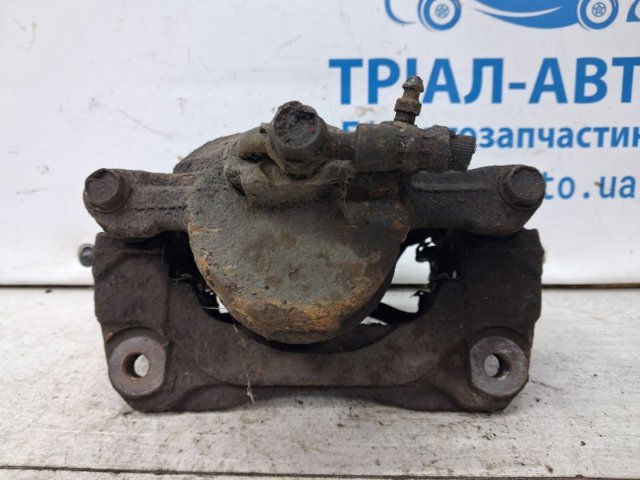 4773033200 Суппорт тормозной передний правый купить Киев