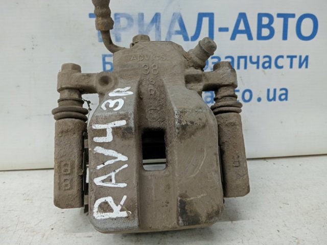 Задний правый суппорт 4783042060 TOYOTA