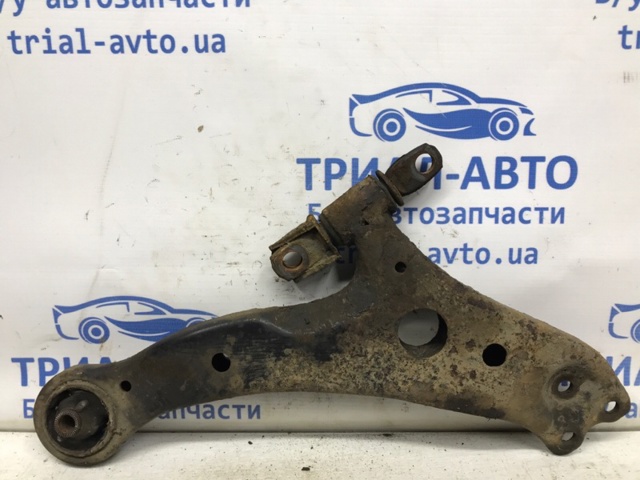 TOYOTA 4806833050 Нижний рычаг в наличии Чернигов