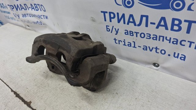 SSANG YONG 4814009150 Суппорт тормозной передний правый в наличии Черновцы