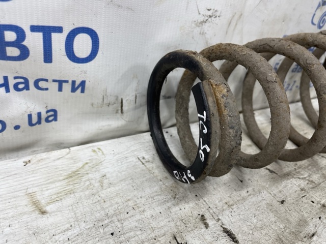 Пружина подвески задняя Toyota Camry 5