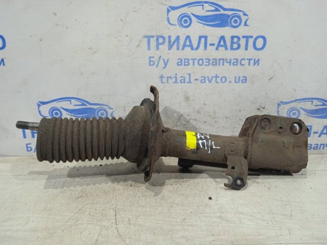 Стойка передняя левая Тойота Авенсис 2