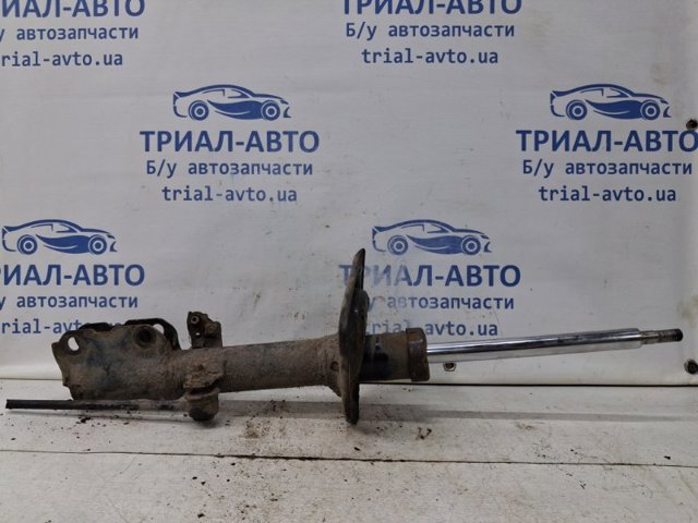 Задний левый амортизатор 4854039755 TOYOTA