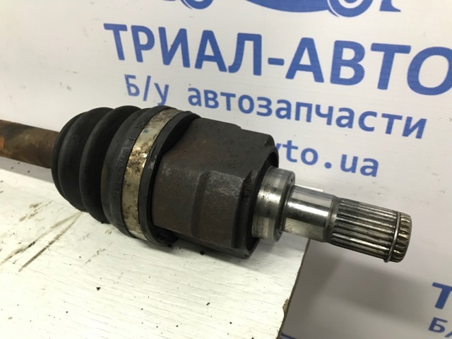 HYUNDAI 495002K000 Полуось (привод) передняя правая в наличии Днепр