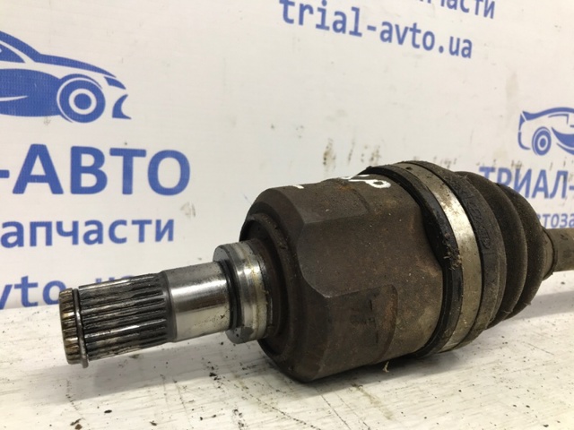 495002Y900 HYUNDAI Полуось (привод) передняя левая купить в Ирпень