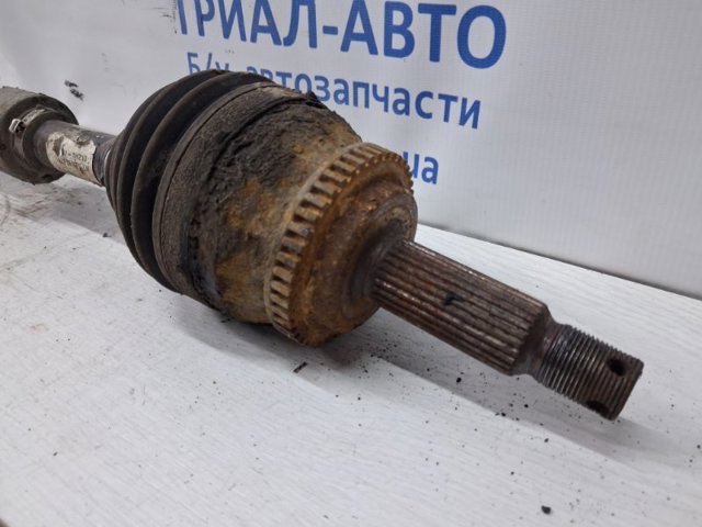 HYUNDAI 495011H210 Полуось (привод) передняя левая в наличии Черкассы