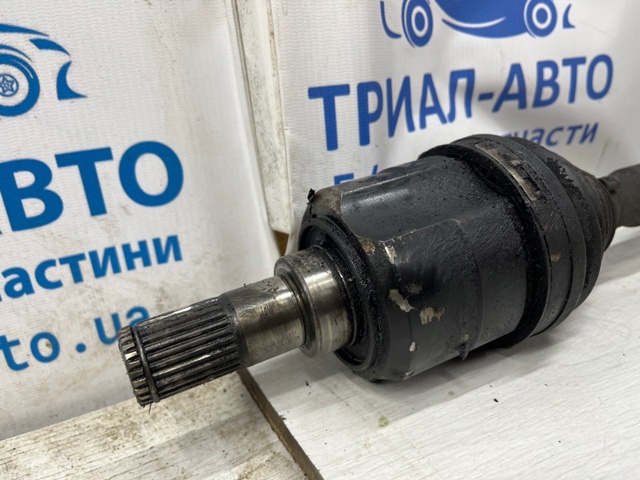 HYUNDAI 495012Y930 Полуось (привод) передняя правая в наличии Львов