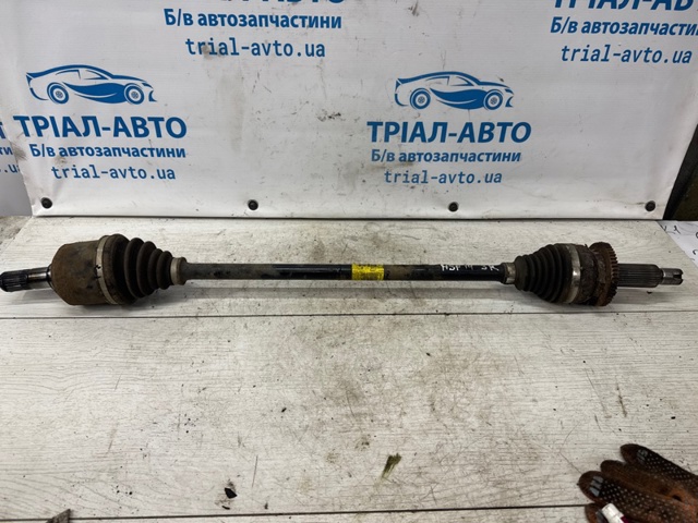 Полуось задняя, правая 496012W050 HYUNDAI