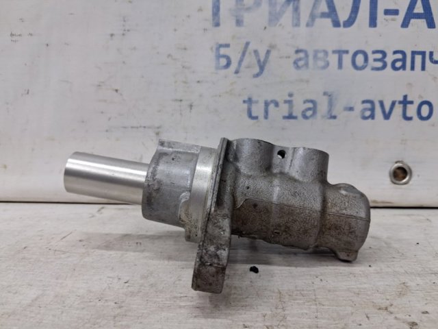 Цилиндр главный тормоза (гидротормозов) 5110079J00 SUZUKI
