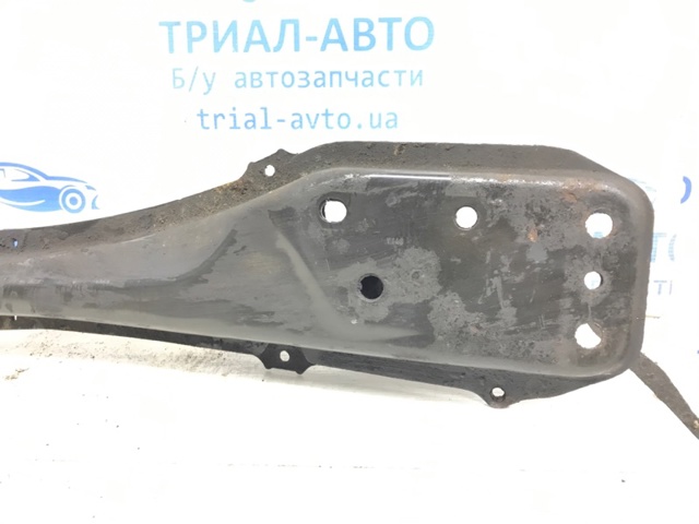 TOYOTA 5120405031 Балка крепления двигателя в наличии Николаев