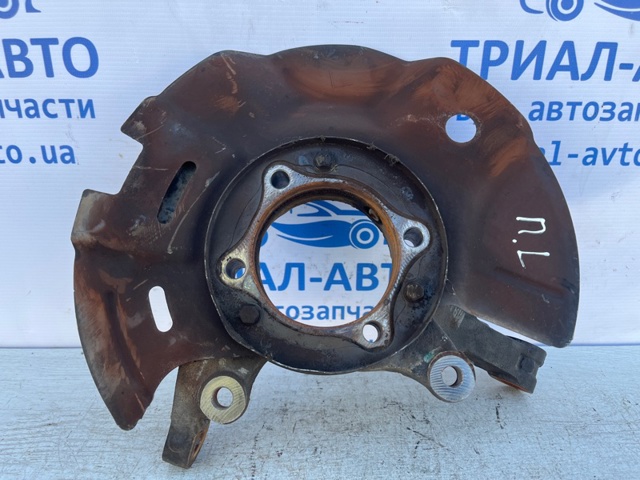 HYUNDAI 517152W000 Цапфа (поворотный кулак) передний левый в наличии Николаев