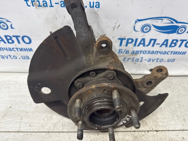 HYUNDAI 517152Y500 Цапфа передняя левая в наличии Ровно
