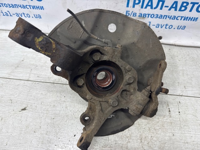 HYUNDAI 517152Y500 Цапфа (поворотный кулак) передний левый в наличии Одесса