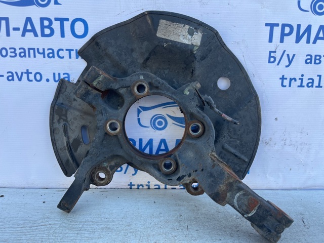 HYUNDAI 517162W000 Цапфа передняя правая в наличии Чернигов