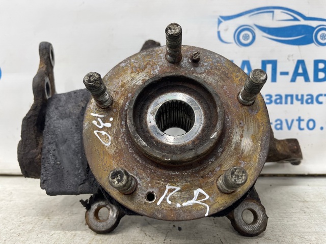 Цапфа поворотная правая 51716A6000 HYUNDAI