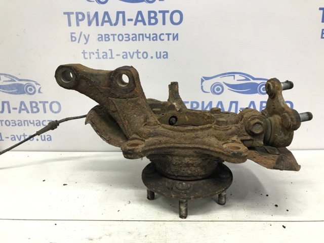 51716D7000 Цапфа (поворотный кулак) передний правый купить Сумы