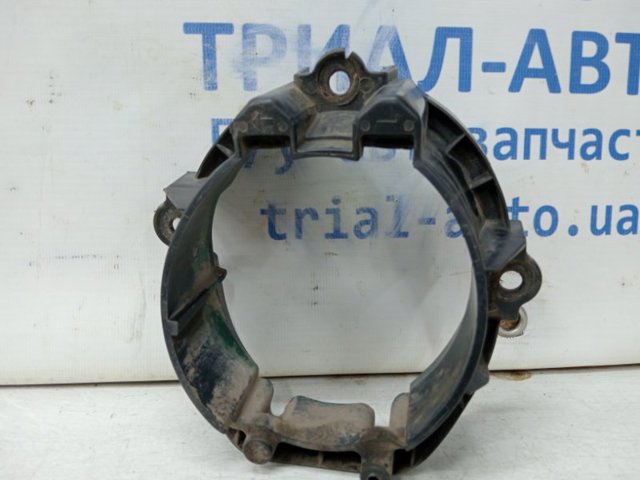 TOYOTA 5212542020 Кронштейн крепления противотуманной фары правой в наличии Черновцы