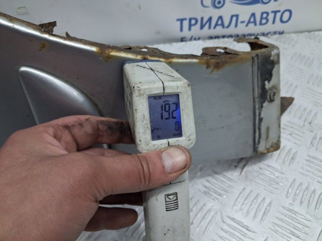MITSUBISHI 5220A736 Крыло переднее правое в наличии Ужгород