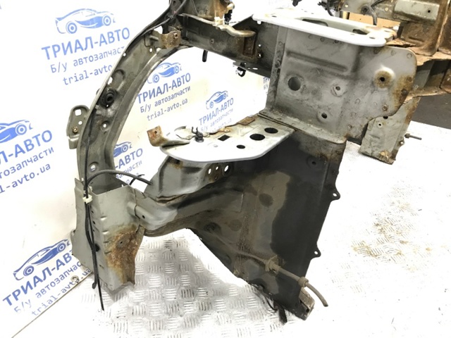 5256A852 Верхняя рамка радиатора купить Кривой Рог