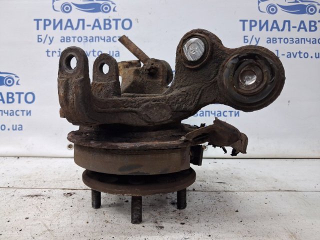 Цапфа (поворотный кулак) задний левый 527102H000 HYUNDAI